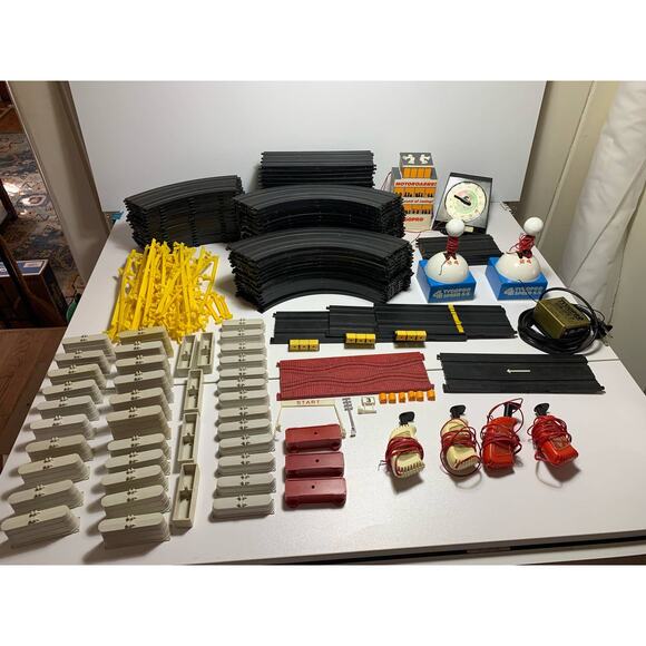 Vintage 70s TYCO PRO LOT Slot Car Race Tracks Controllers Power Extenders Guards - Picture 1 of 12